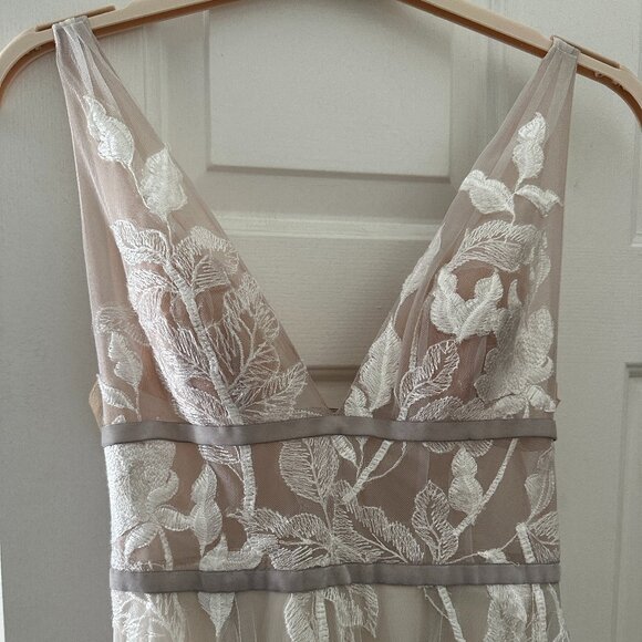 BHLDN Willowby Galatea Hearst Silver Titanium Wedding Gown Size